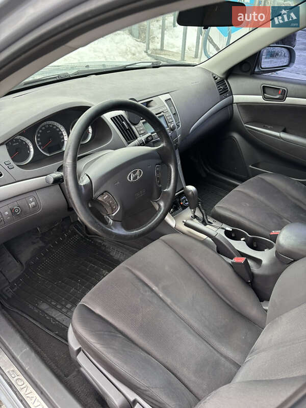 Hyundai Sonata 2008