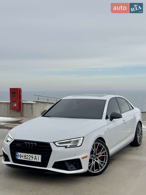 Audi A4 2019