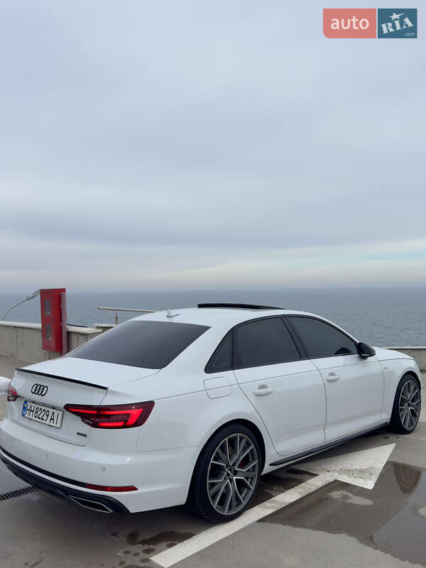 Audi A4 2019