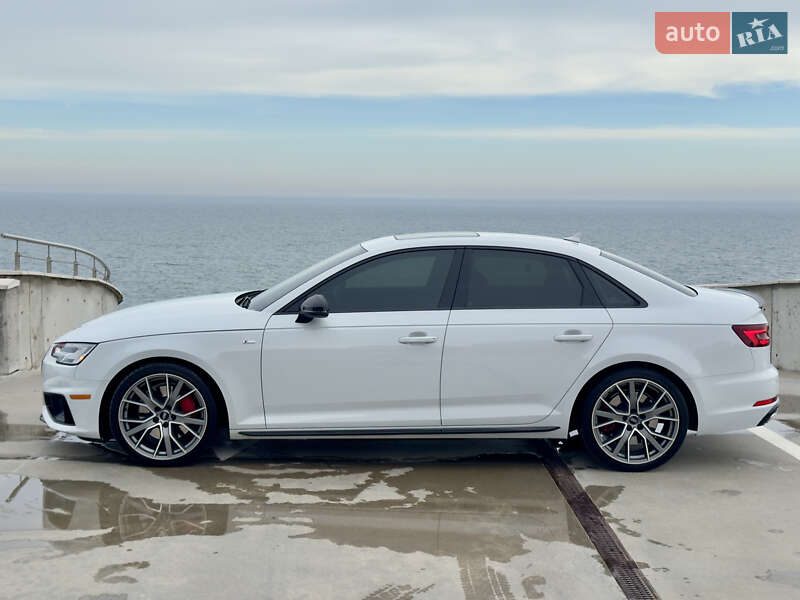 Audi A4 2019