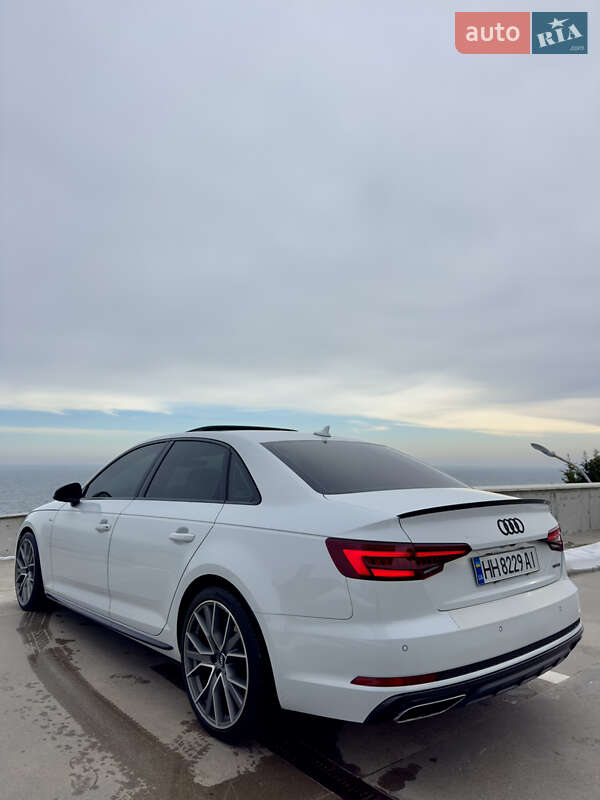 Audi A4 2019