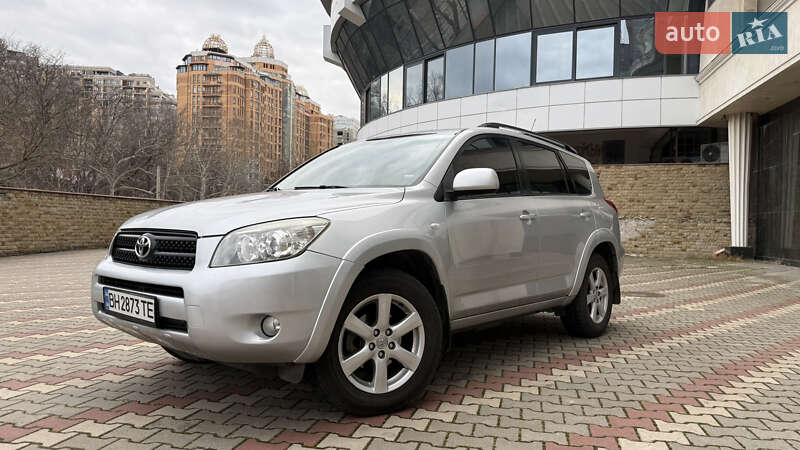 Toyota RAV4 2008