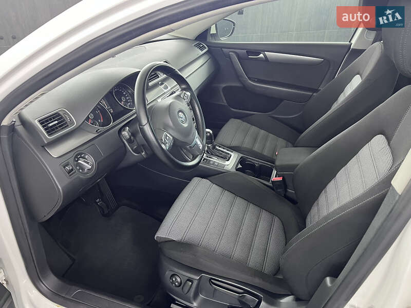 Volkswagen Passat 2013