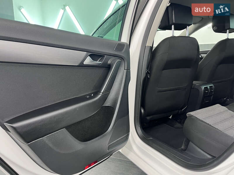 Volkswagen Passat 2013