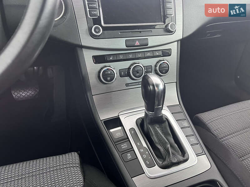 Volkswagen Passat 2013