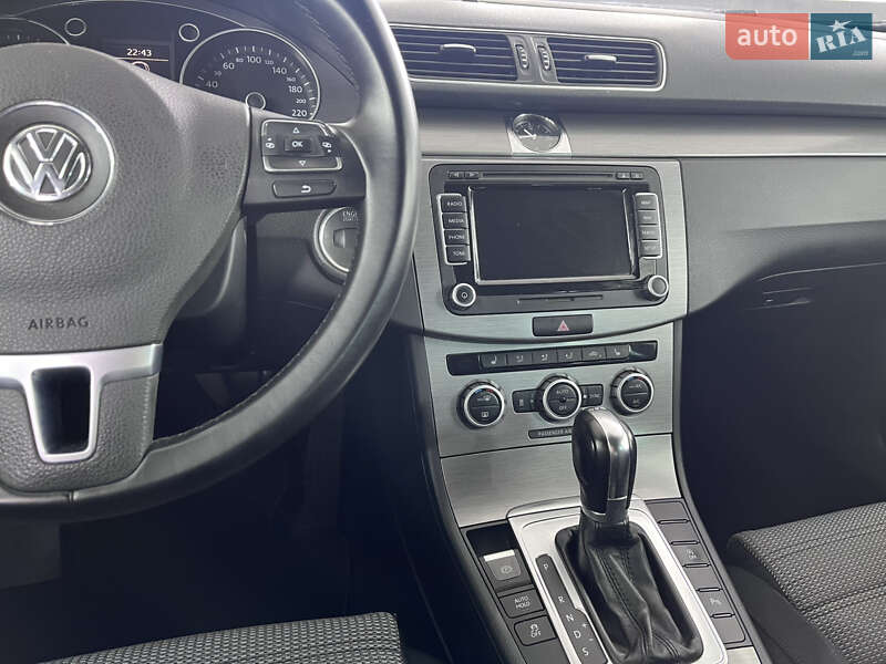 Volkswagen Passat 2013