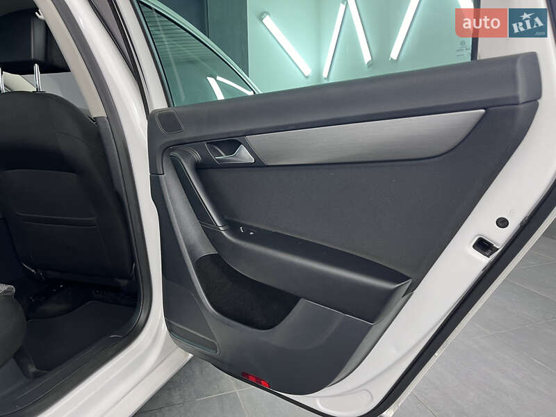 Volkswagen Passat 2013