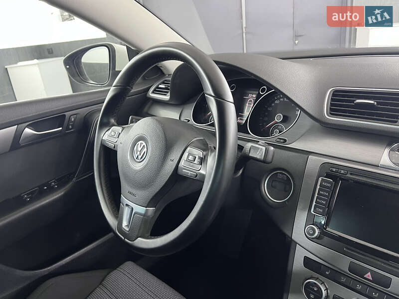 Volkswagen Passat 2013