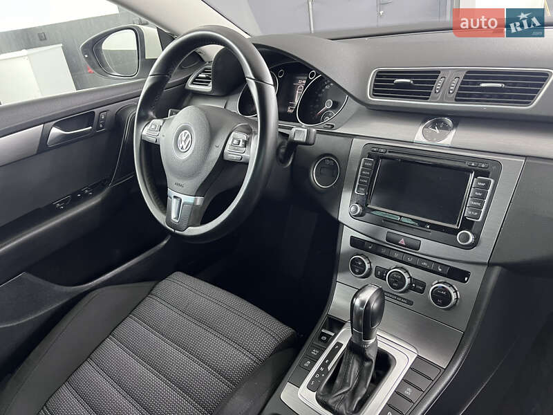 Volkswagen Passat 2013