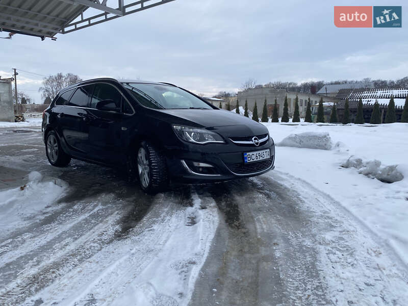 Opel Astra 2013