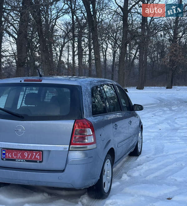 Opel Zafira 2008