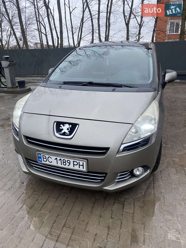 Peugeot 5008 2010