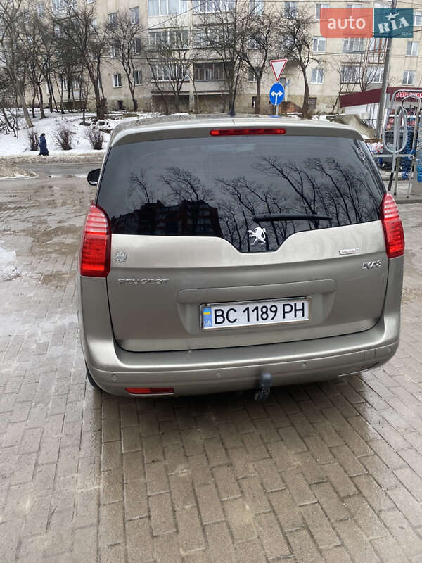 Peugeot 5008 2010