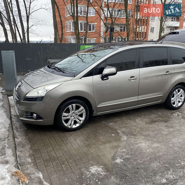 Peugeot 5008 2010