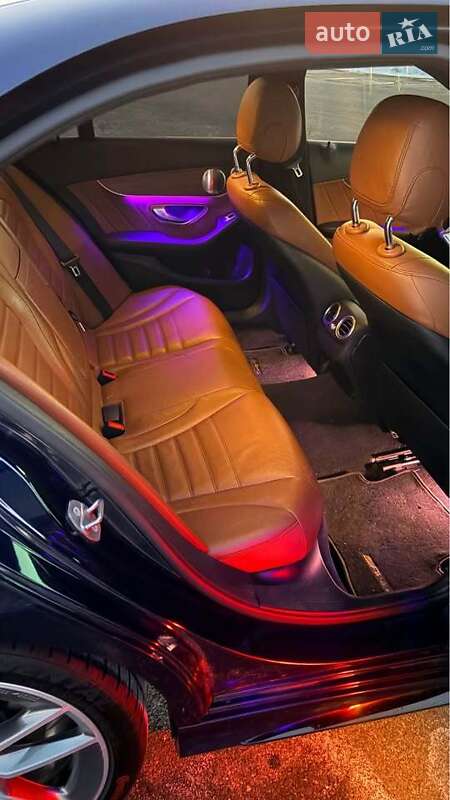 Mercedes-Benz C-Class 2019