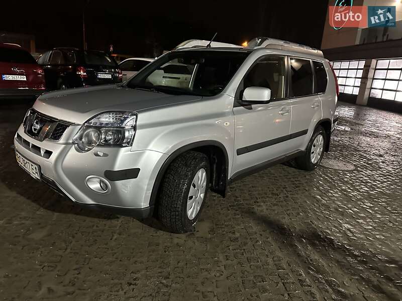 Nissan X-Trail 2012