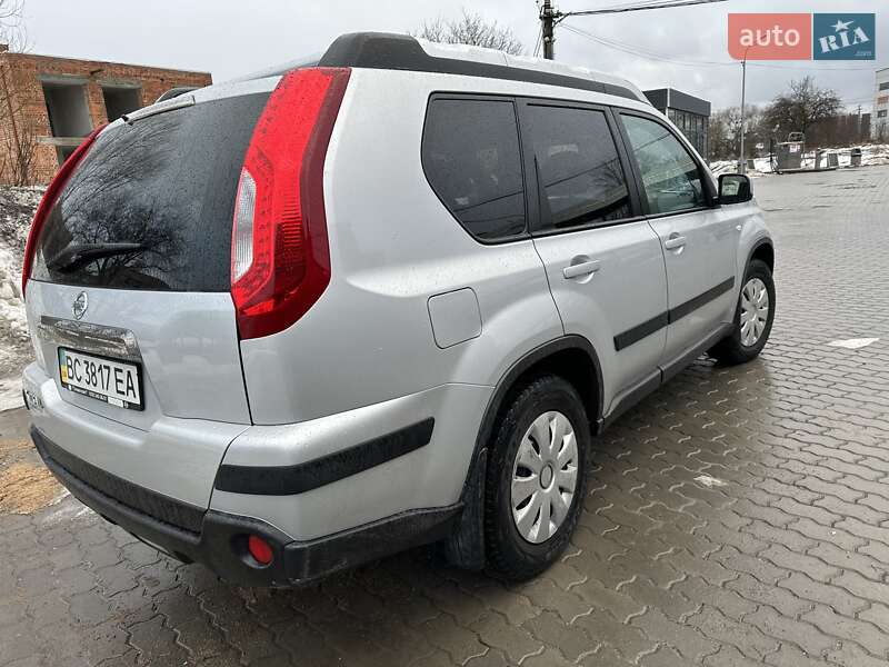 Nissan X-Trail 2012
