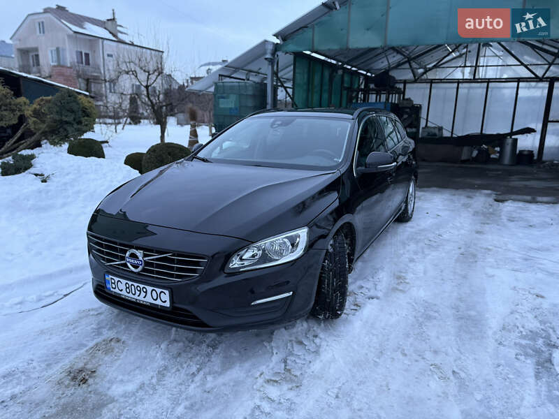 Volvo V60 2015