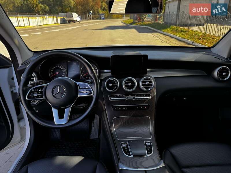 Mercedes-Benz GLC-Class 2020