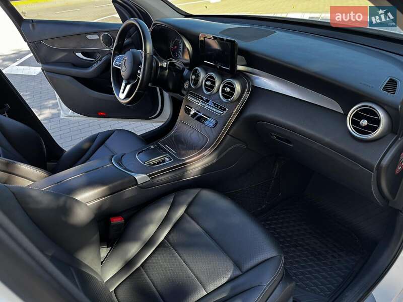 Mercedes-Benz GLC-Class 2020