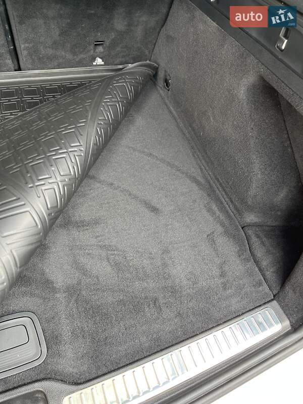 Mercedes-Benz GLC-Class 2020