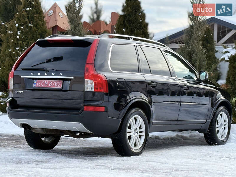 Volvo XC90 2011