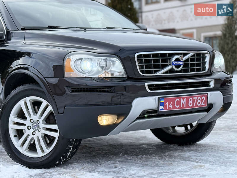 Volvo XC90 2011