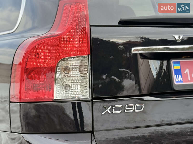 Volvo XC90 2011