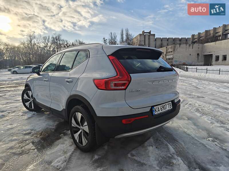 Volvo XC40 2021