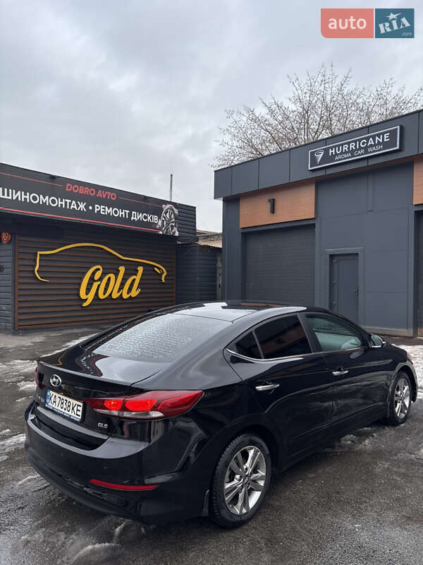 Hyundai Elantra 2017