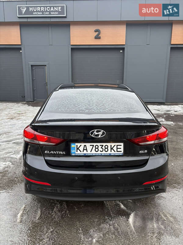 Hyundai Elantra 2017