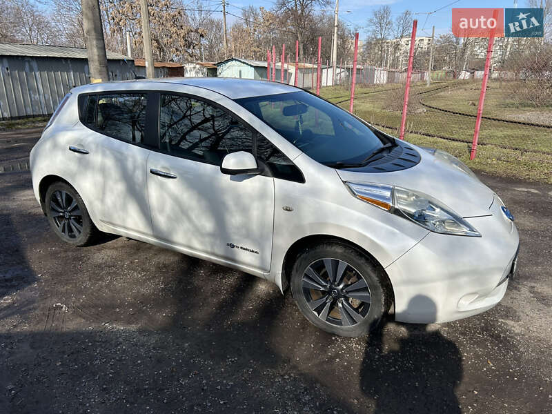 Nissan Leaf 2013