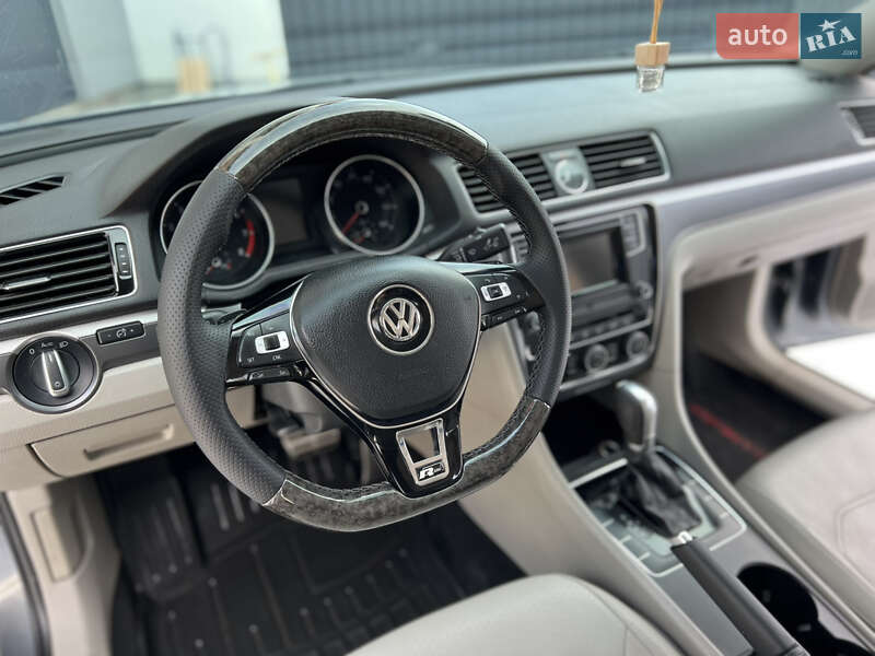 Volkswagen Passat 2016