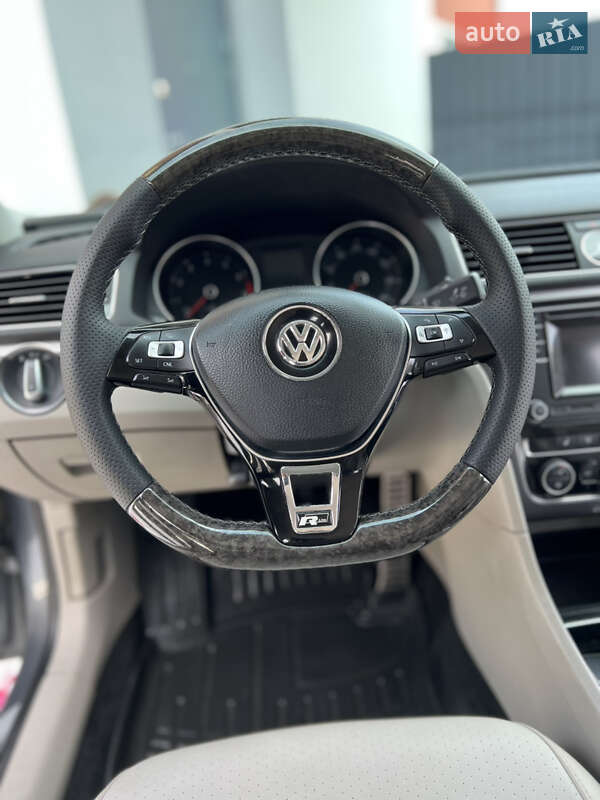 Volkswagen Passat 2016
