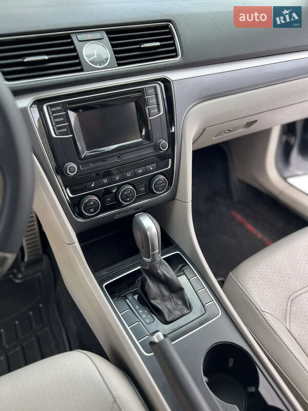 Volkswagen Passat 2016