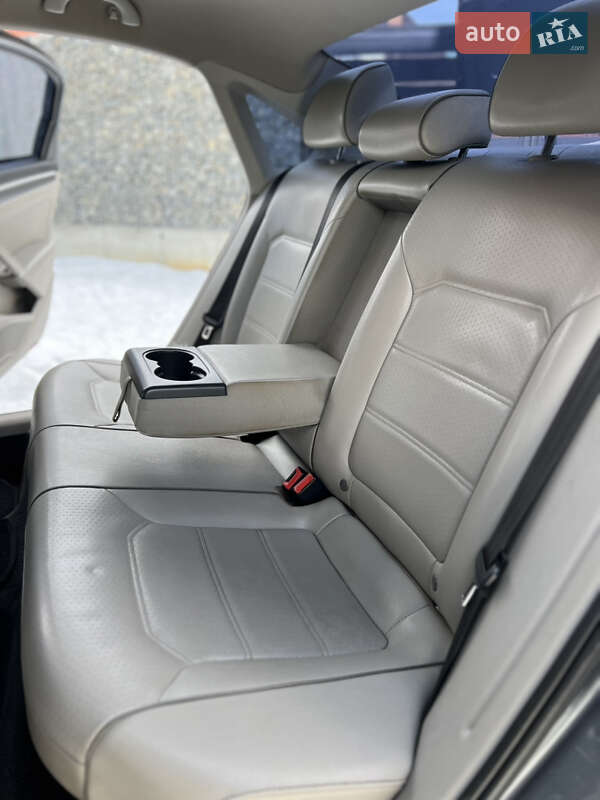 Volkswagen Passat 2016