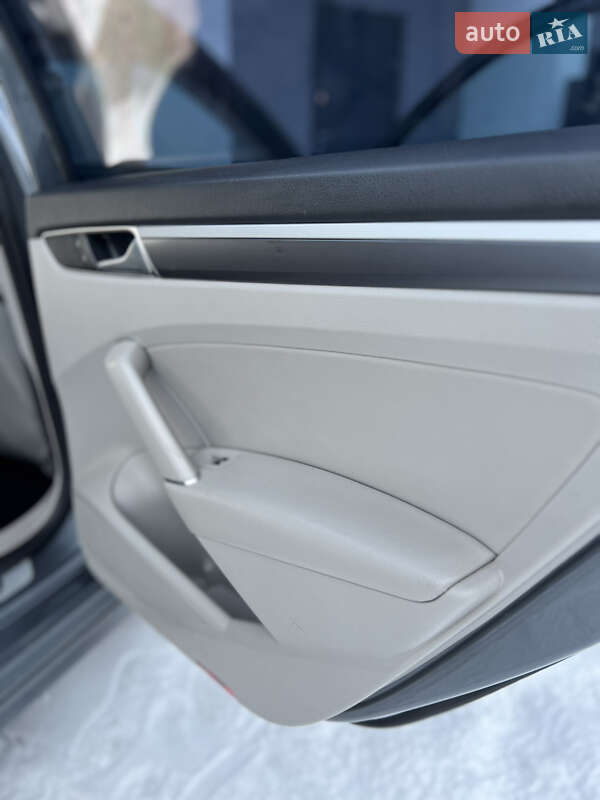 Volkswagen Passat 2016