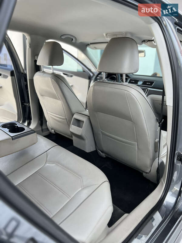 Volkswagen Passat 2016