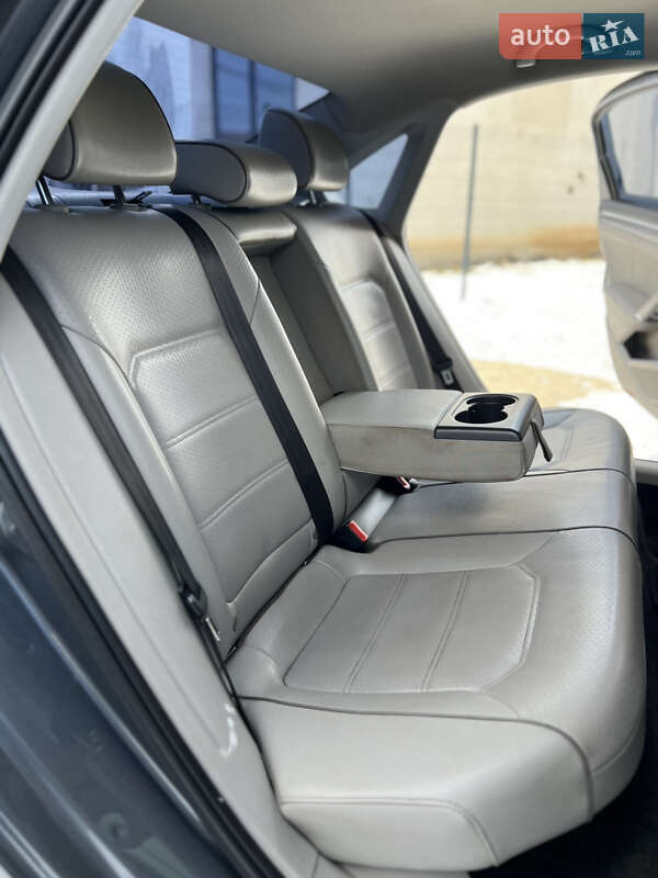 Volkswagen Passat 2016