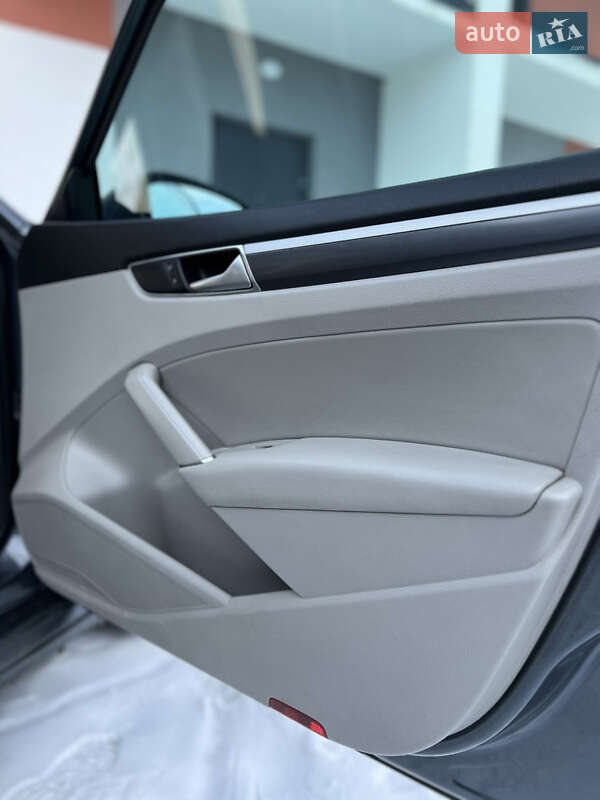 Volkswagen Passat 2016