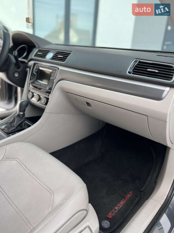 Volkswagen Passat 2016