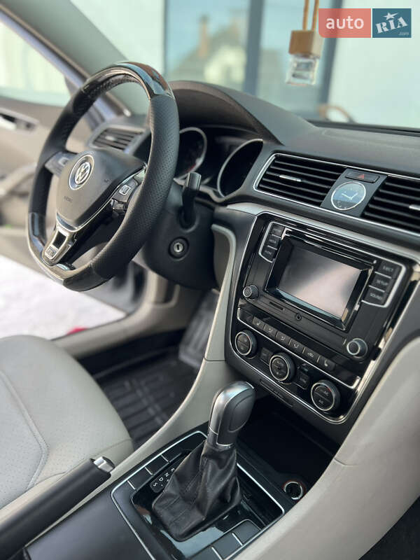 Volkswagen Passat 2016