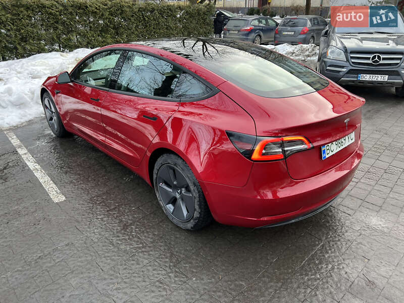 Tesla Model 3 2021
