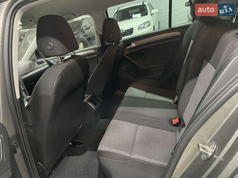 Volkswagen Golf 2015