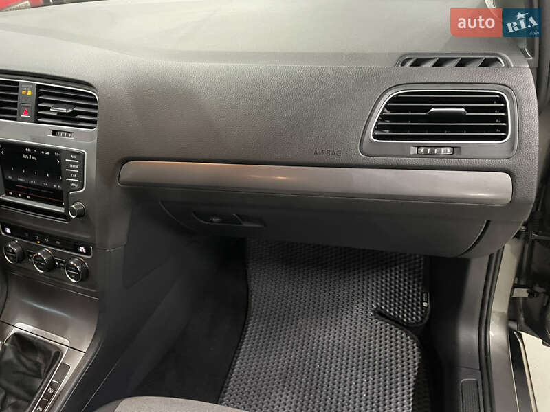 Volkswagen Golf 2015