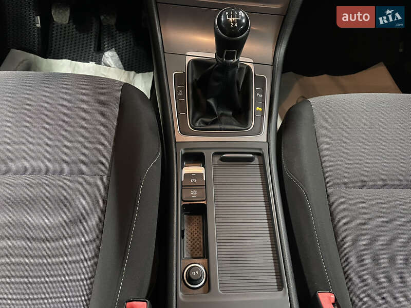 Volkswagen Golf 2015