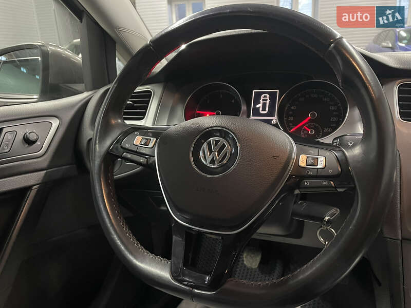 Volkswagen Golf 2015