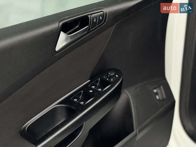 Volkswagen Passat 2010