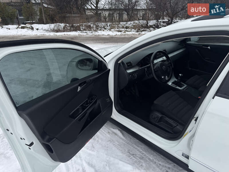 Volkswagen Passat 2010