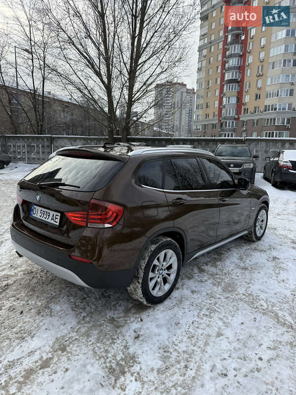 BMW X1 2012